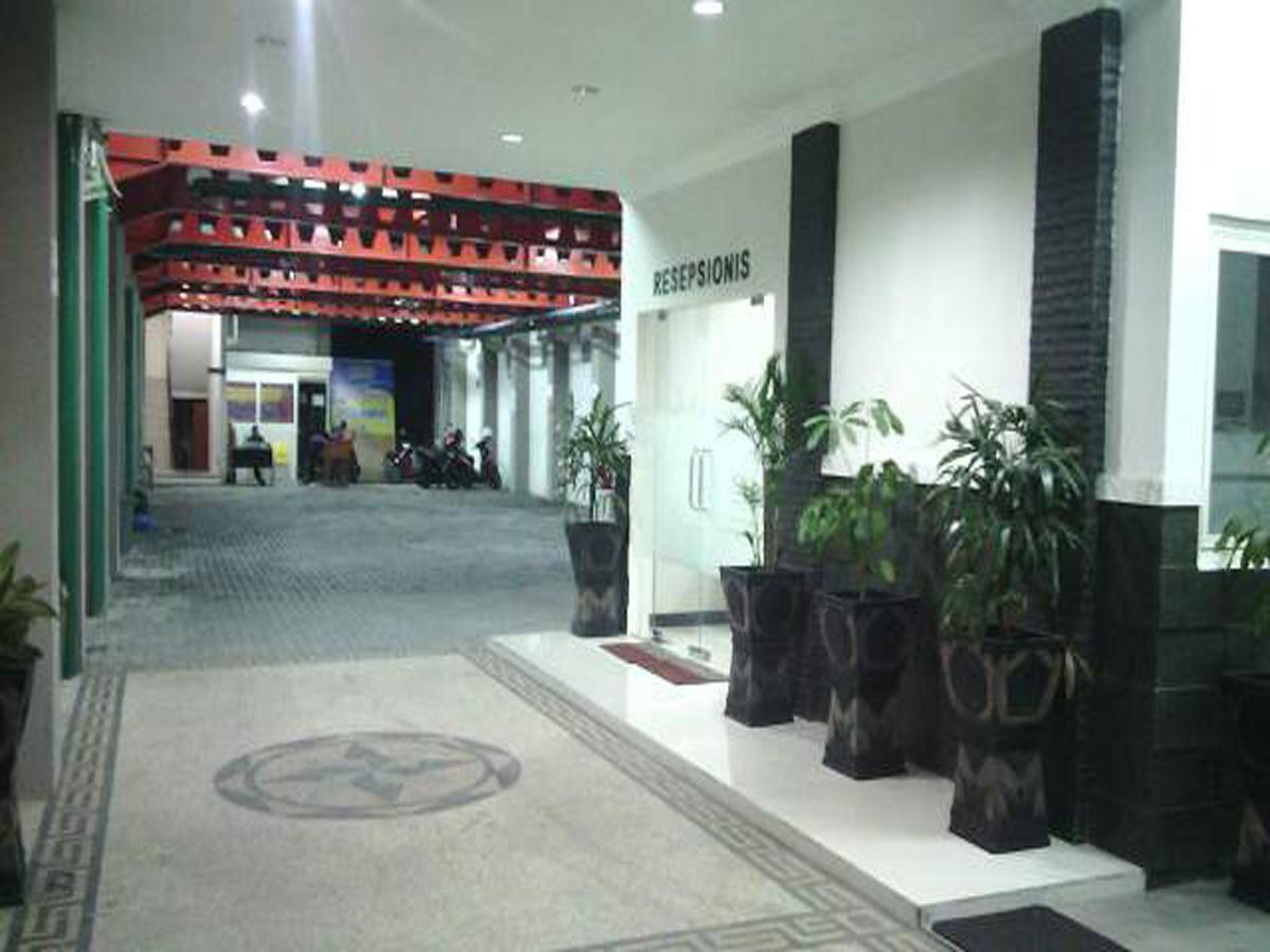 Hotel Elresas Lamongan Zewnętrze zdjęcie